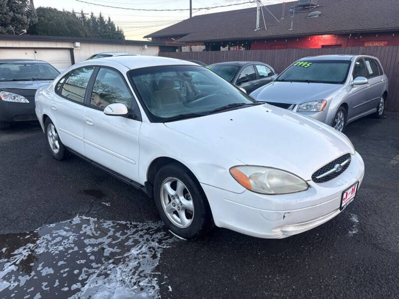 2003 Ford Taurus SE