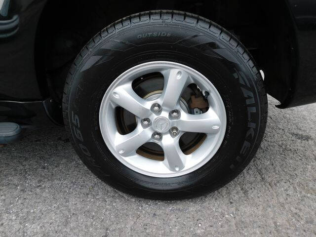 2005 Mazda Tribute s