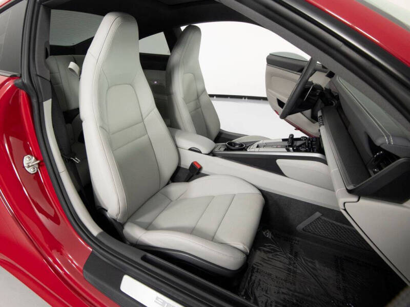 2024 Porsche 911 Carrera