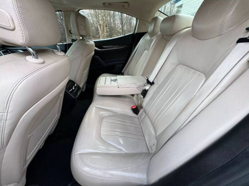 2015 Maserati Ghibli