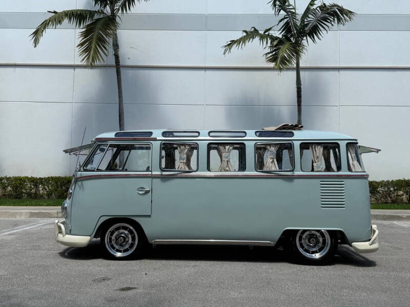 1972 Volkswagen Bus