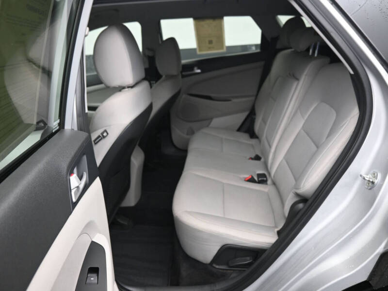 2021 Hyundai Tucson SE