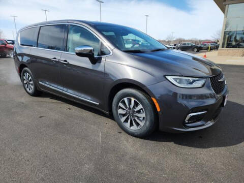 2023 Chrysler Pacifica Plug-In Hybrid