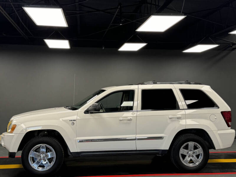 2005 Jeep Grand Cherokee for sale at AutoNet of Dallas in Dallas TX