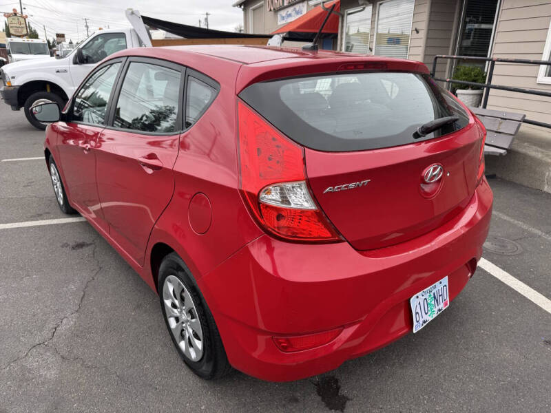 2016 Hyundai Accent SE