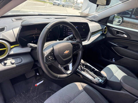 2024 Chevrolet Trax LT