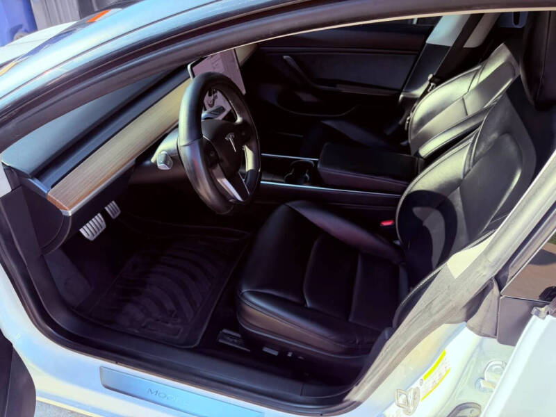 2020 Tesla Model 3 Performance