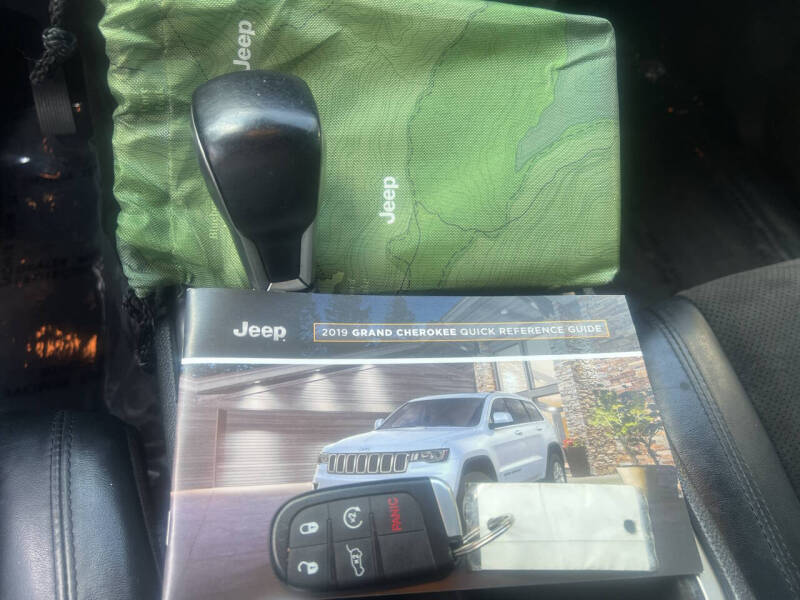2019 Jeep Grand Cherokee Altitude