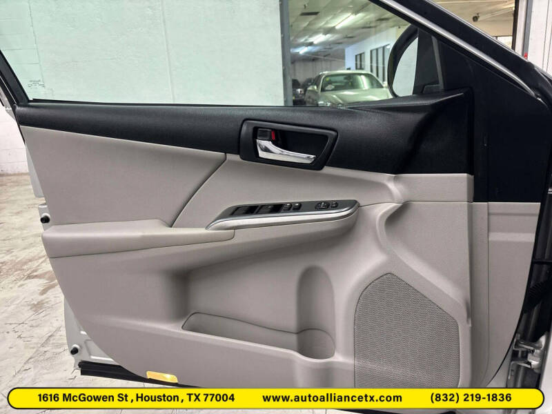 2014 Toyota Camry Hybrid