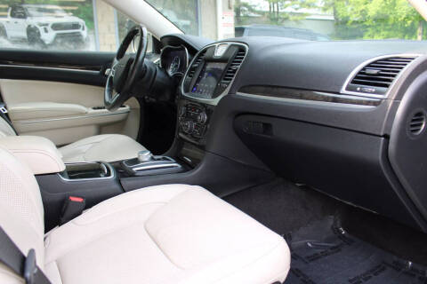 2018 Chrysler 300 Limited