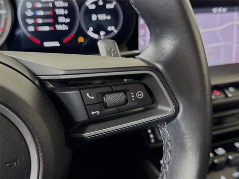 2021 Porsche 911 Carrera