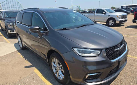 2022 Chrysler Pacifica Touring