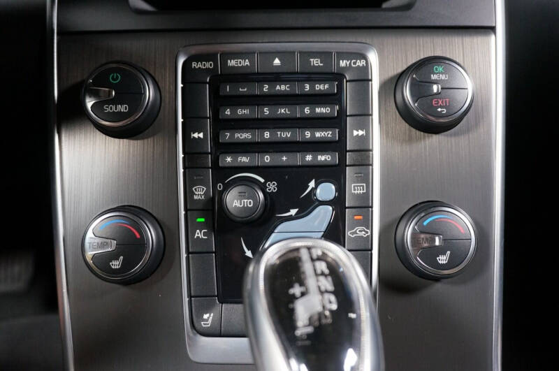 2013 Volvo S60 T5 Premier Plus