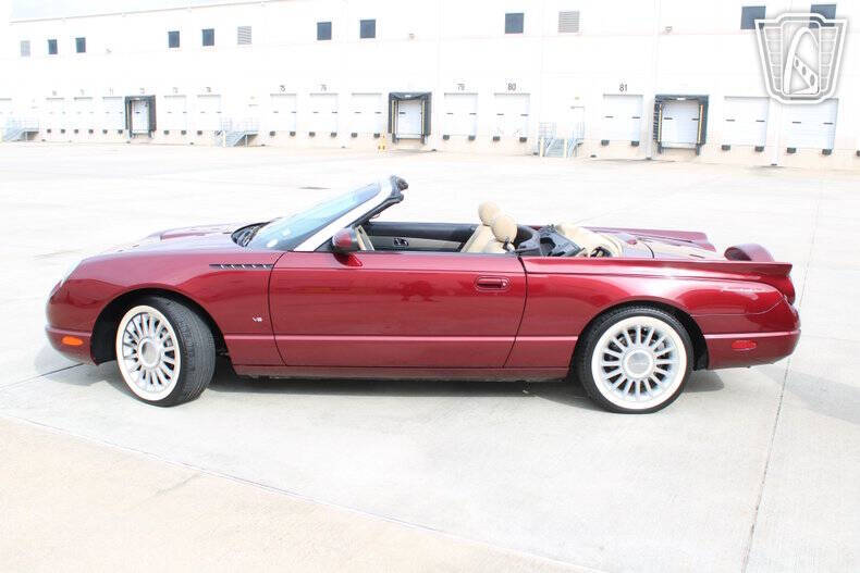 2004 Ford Thunderbird Deluxe