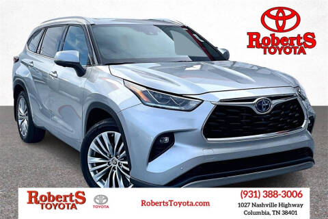 2023 Toyota Highlander Hybrid Platinum