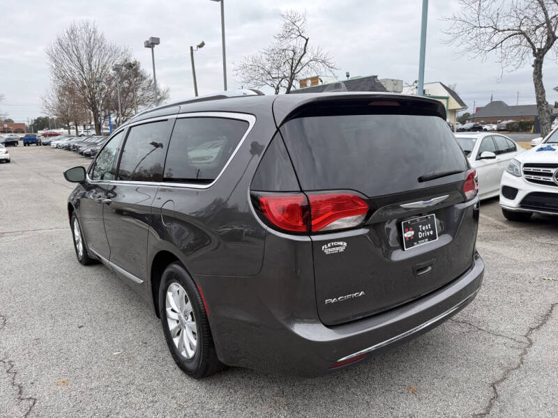 2018 Chrysler Pacifica Touring L