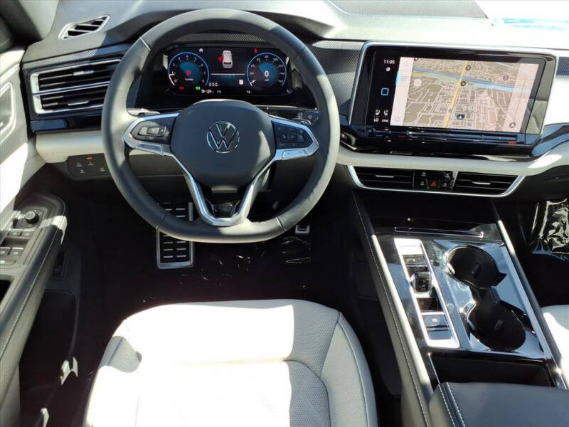 2026 Volkswagen Atlas Cross Sport SEL Premium R-Line 4Motion