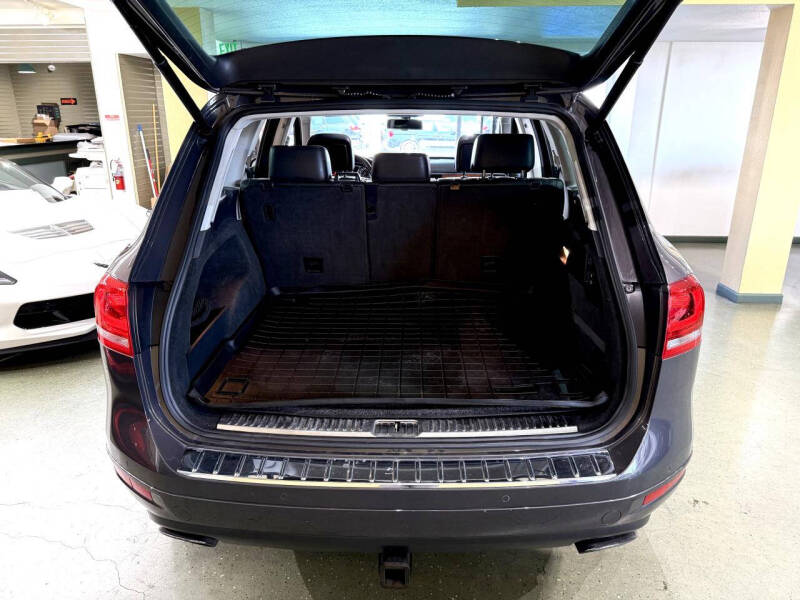 2012 Volkswagen Touareg