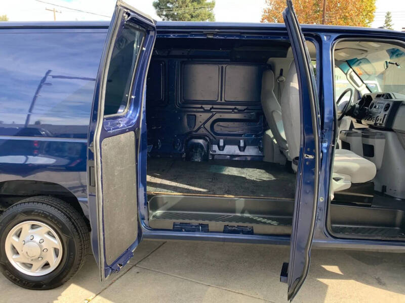 2012 Ford E-Series E-150