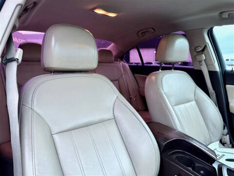 2012 Buick Regal Premium 1