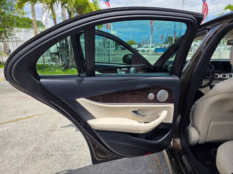 2017 Mercedes-Benz E-Class E 300