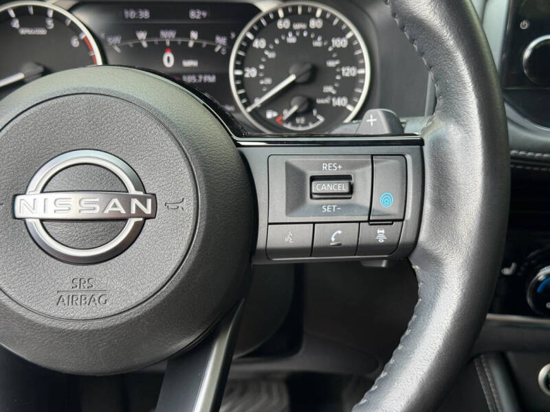 2022 Nissan Rogue SL