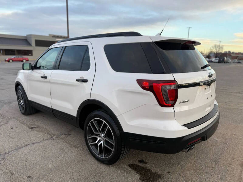 2019 Ford Explorer Sport