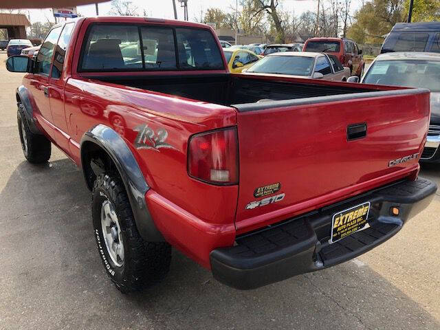 2001 Chevrolet S-10 for sale at Extreme Auto Plaza in Des Moines, IA