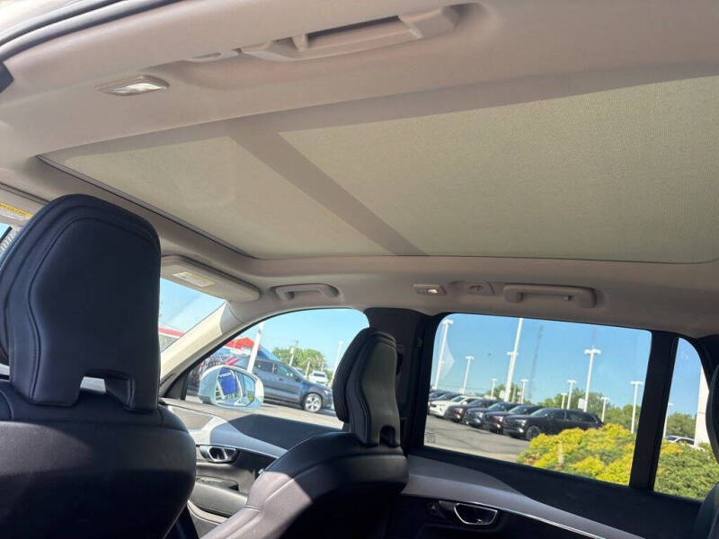 2023 Volvo XC90 B5 Core