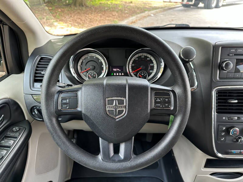 2015 Dodge Grand Caravan American Value Package