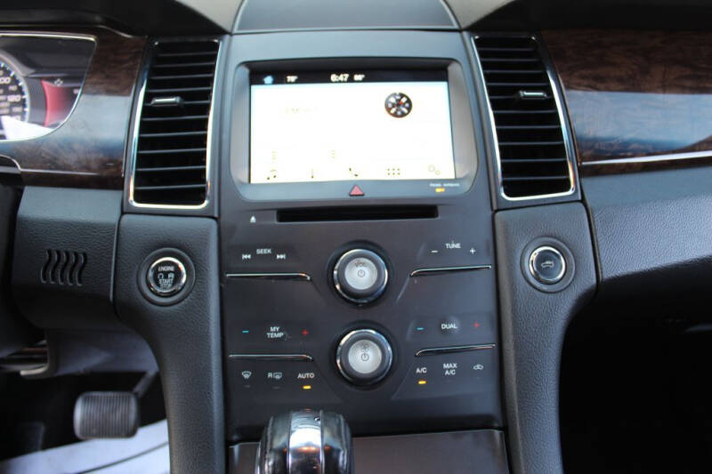 2016 Ford Taurus Limited