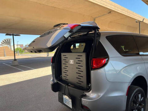 2018 Chrysler Pacifica Touring Plus