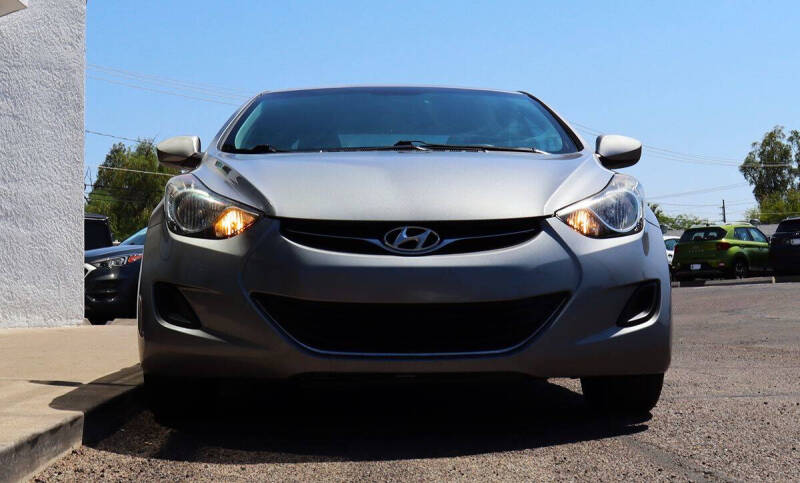 2012 Hyundai Elantra