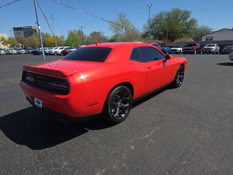 2018 Dodge Challenger SXT