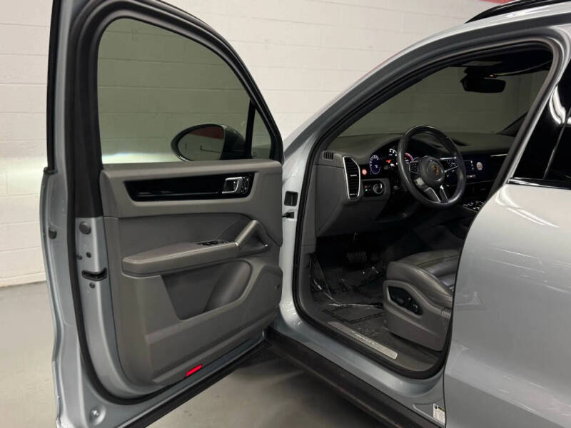 2023 Porsche Cayenne