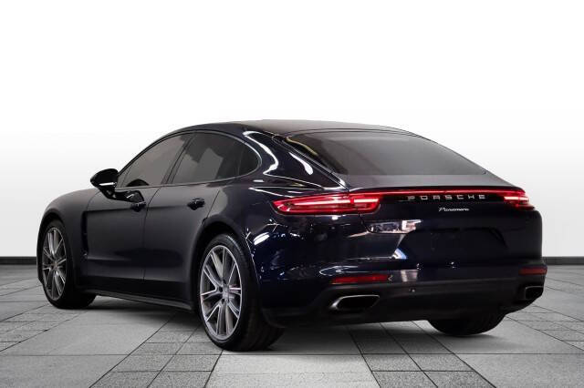 2019 Porsche Panamera