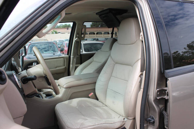 2003 Ford Expedition XLT