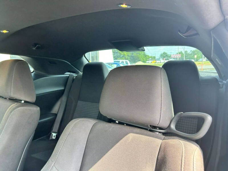 2015 Dodge Challenger SXT