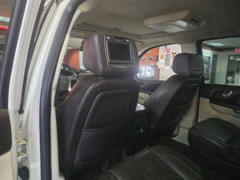 2012 Cadillac Escalade Platinum Edition