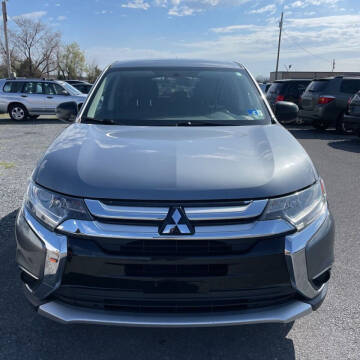 2016 Mitsubishi Outlander for sale at BUCKEYE DAILY DEALS in Lancaster OH