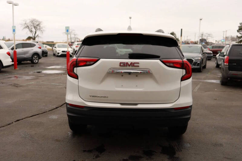 2020 GMC Terrain SLE