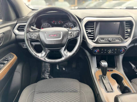 2017 GMC Acadia SLE-1