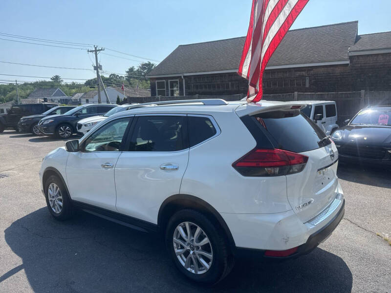 2017 Nissan Rogue SV