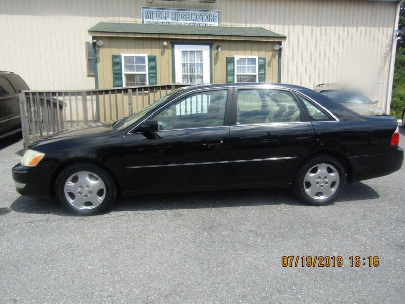 2004 Toyota Avalon for sale at Middle Ridge Motors in New Bloomfield PA