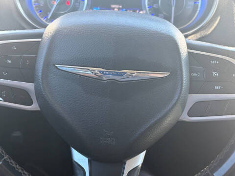 2018 Chrysler 300 Touring