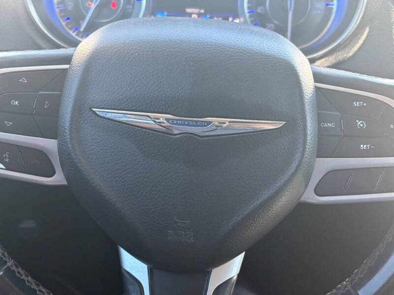 2018 Chrysler 300 Touring