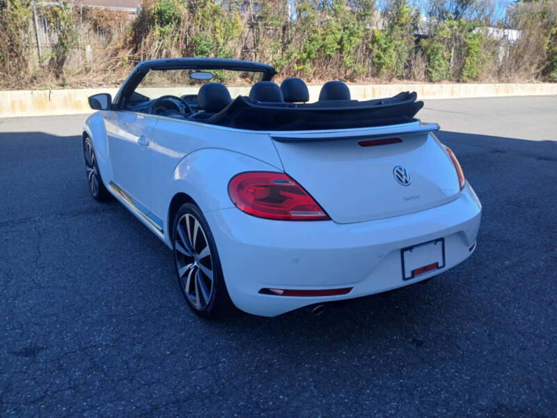 2014 Volkswagen Beetle Convertible R-Line PZEV