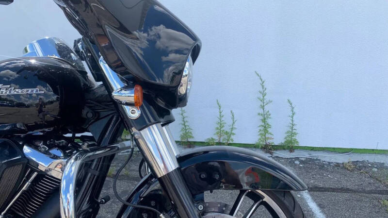 2017 Harley-Davidson Street Glide Special