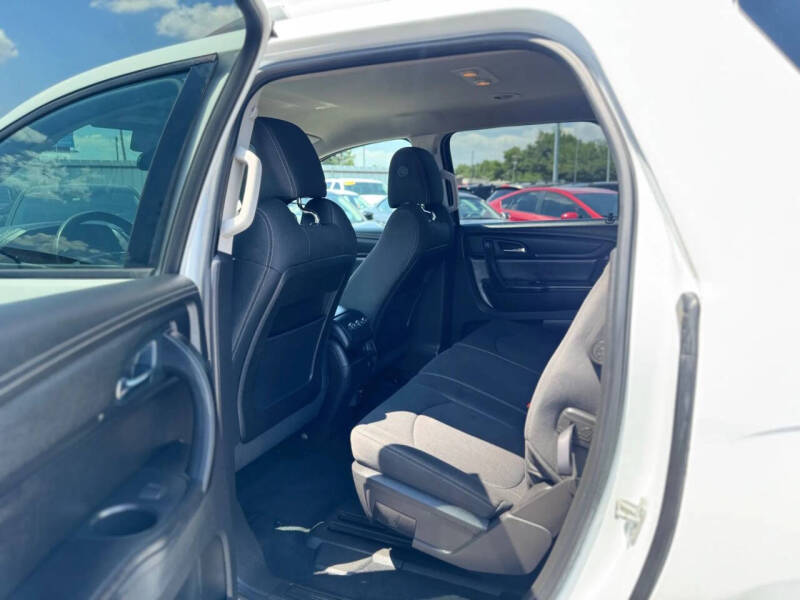 2016 GMC Acadia SLE-1