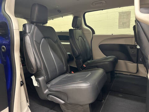 2019 Chrysler Pacifica Touring L Plus